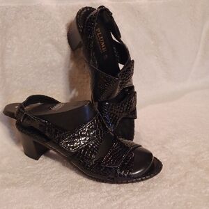 Black Women's Sandals La Plume Size 38